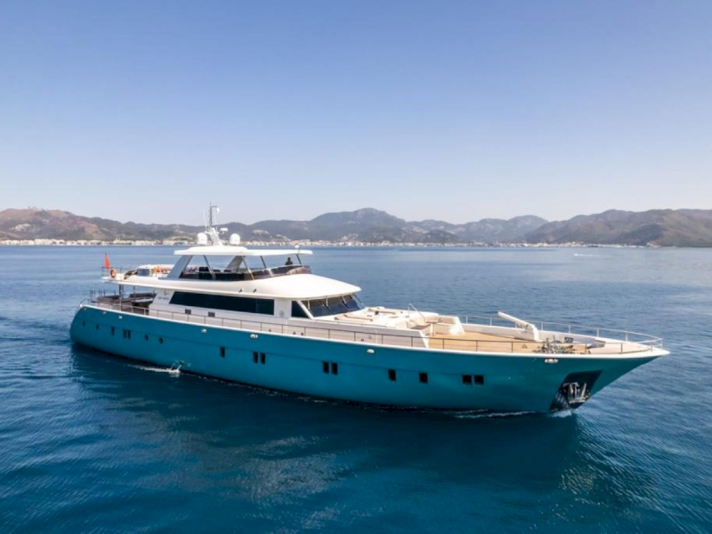 contact-yachts-deep-water_0001