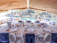 contact-yachts-aegean-schatz_0019