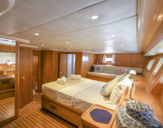 contact-yachts-aegean-schatz_0021
