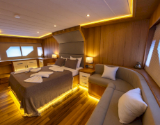 contact-yachts-simay-m_0010