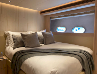 contact-yachts-ferretti-881_0001
