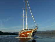contact-yachts-dear-lila_0002