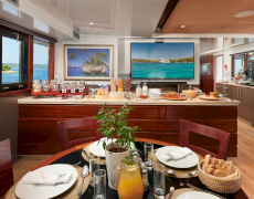 contact-yachts-queen-of-eleganza_0012