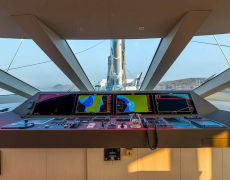 contact-yachts-all-about-u2_0002