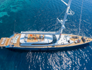 contact-yachts-all-about-u2_0035