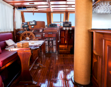 contact-yachts-latife-sultan_0009