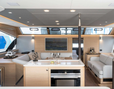 contact-yachts-explorion_0011