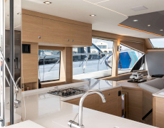 contact-yachts-explorion_0015