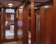 contact-yachts-benetti-90_0018