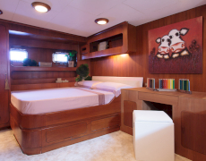 contact-yachts-benetti-90_0026