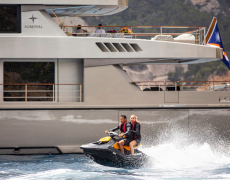 contact-yachts-maverick_0010