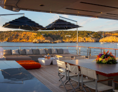 contact-yachts-maverick_0017