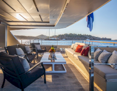 contact-yachts-maverick_0021