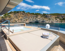 contact-yachts-maverick_0022