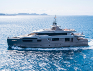 contact-yachts-maverick_0023