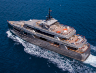 contact-yachts-maverick_0024