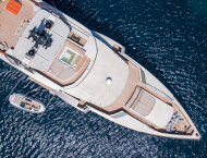 contact-yachts-maverick_0030