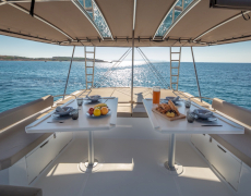 contact-yachts-license-to-chill_0019