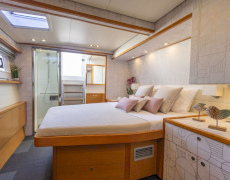 contact-yachts-king-of-diamonds_0013