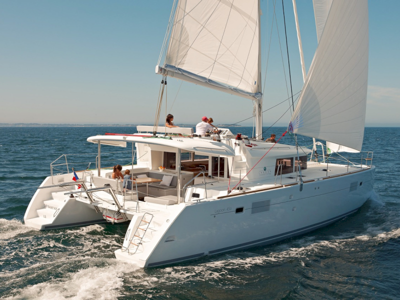 contact-yachts-amelia_0005