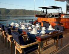Luxury charter sailing yacht Clear Eyes cruising in Croatia, Turkey, Greece and Montenegro with Contact Yachts