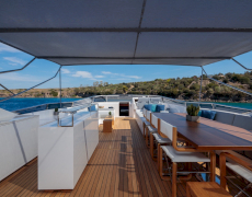contact-yachts-shooting-star_0013