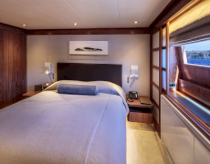 contact-yachts-shooting-star_0015