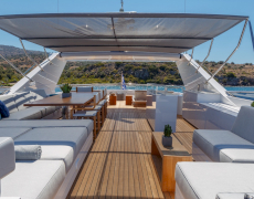 contact-yachts-shooting-star_0023