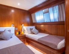 contact-yachts-vyno_0015