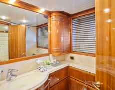 contact-yachts-estia-yi_0008