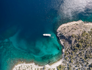 contact-yachts-estia-yi_0028