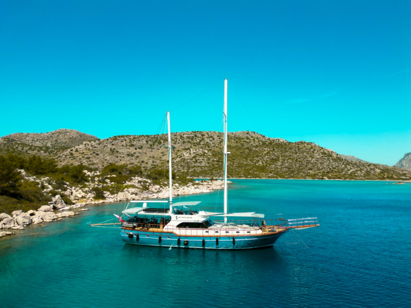 contact-yachts-motto_0027