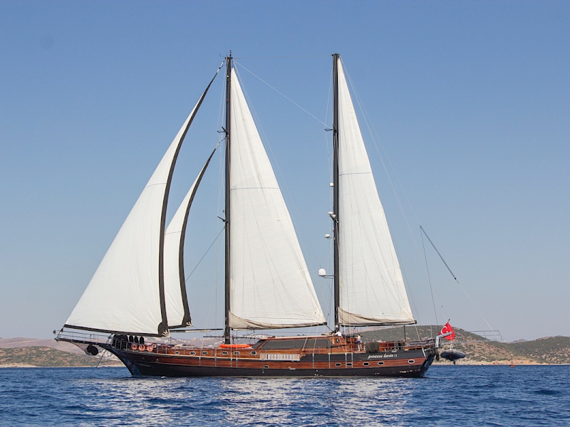 Luxury charter gulet yacht PRINCESS KARIA II sailing in Greece & Turkey with Contact Yachts_2