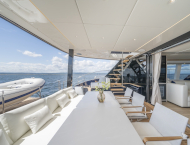 contact-yachts-one-planet_0019