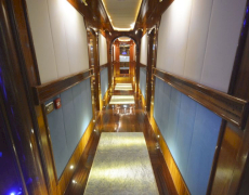 contact-yachts-queen-atlantis_0002