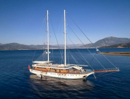 contact-yachts-queen-atlantis_0013