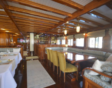 contact-yachts-queen-atlantis_0018