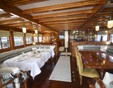 contact-yachts-queen-atlantis_0019