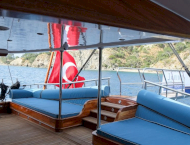 contact-yachts-queen-atlantis_0026