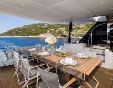 contact-yachts-vulpino_0011