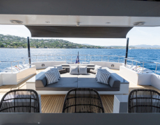 contact-yachts-s7_0021