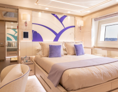 contact-yachts-charade_0013