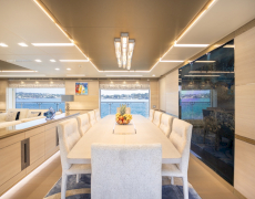 contact-yachts-charade_0026