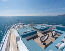 contact-yachts-charade_0031