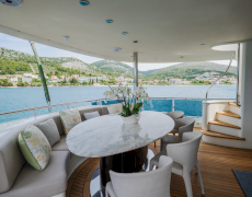 contact-yachts-dream_0023