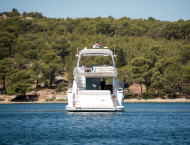 contact-yachts-laura_0023