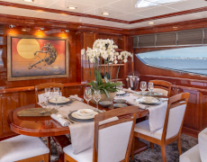 contact-yachts-divine_0018