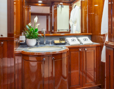 contact-yachts-divine_0035