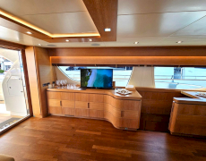 contact-yachts-mythos-g_0002