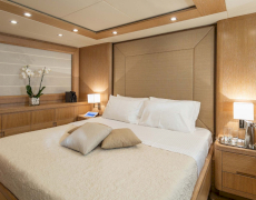 contact-yachts-mythos-g_0007